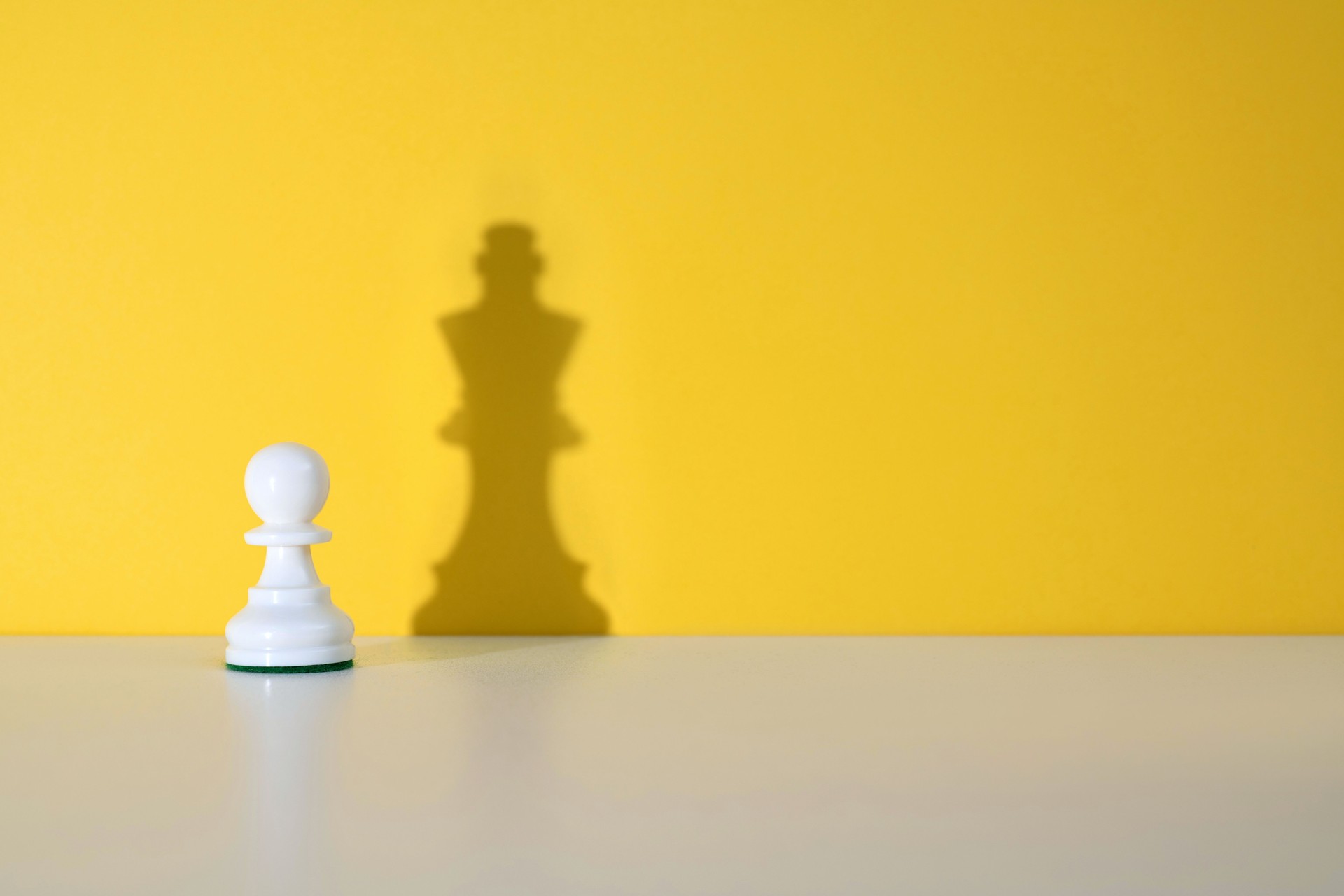 Pawn piece wants to be king